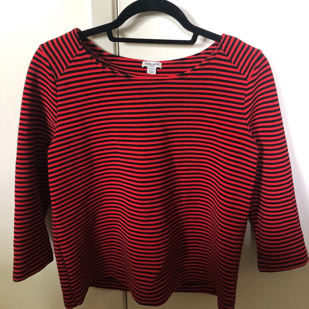 Red and Dark Blue Splendid 3/4 Sleeve Top